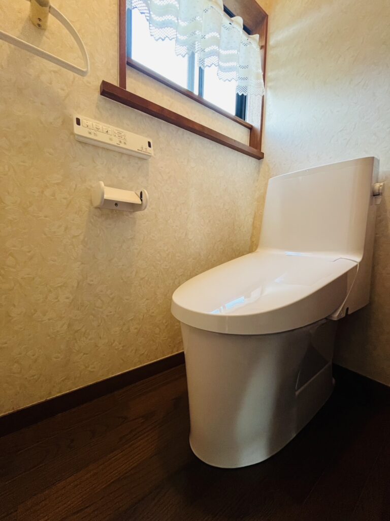横須賀市　トイレリフォーム事例 【トイレの水漏れを解決！】