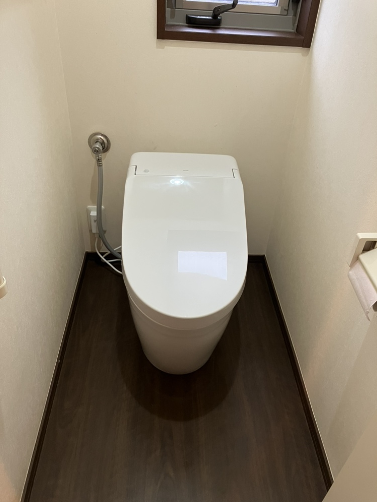 三浦市　トイレリフォーム事例 【掃除しにくいトイレを解決！】