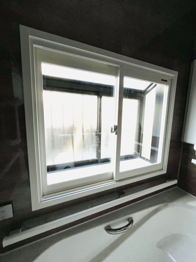 横須賀市　内窓リフォーム事例 【浴室が寒いを解決！】
