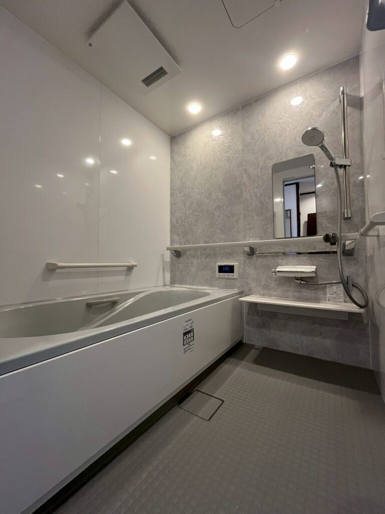 横須賀市　お風呂リフォーム事例 【お風呂が小さいを解決！】