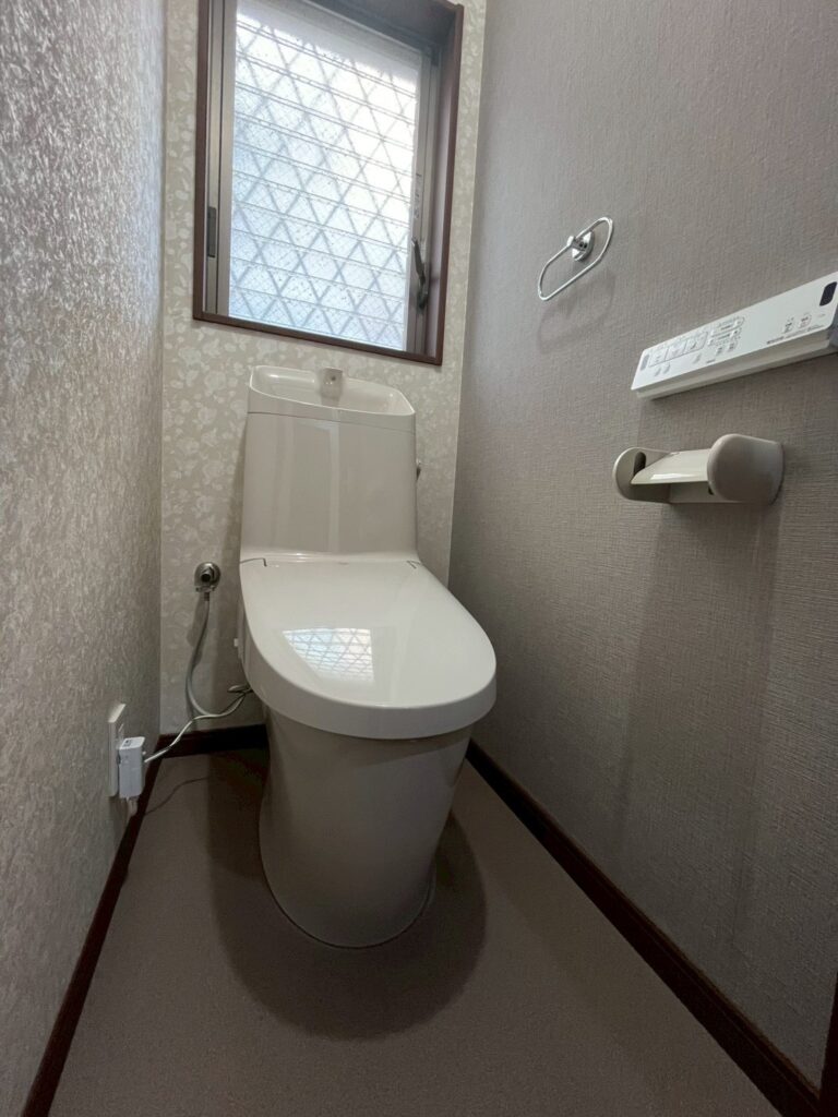 横須賀市　トイレリフォーム事例 【トイレが壊れて使えないを解決！】