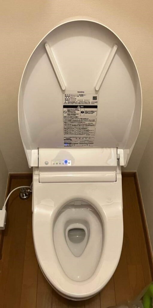横浜市　トイレリフォーム事例 【トイレからの漏水を解決！】