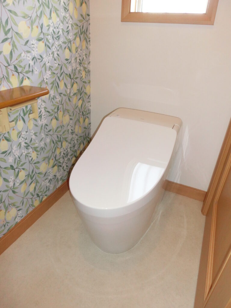 横浜市　トイレリフォーム事例 【経年劣化のため汚れてきたを解決！】
