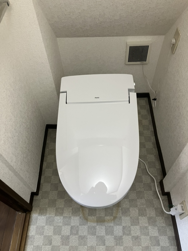 横須賀市　トイレリフォーム事例 【経年劣化したトイレを解決！】